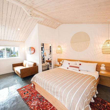 Fish Board Studio Includes King Bed With Kitchenette And Futon Stinson Beach Buitenkant foto